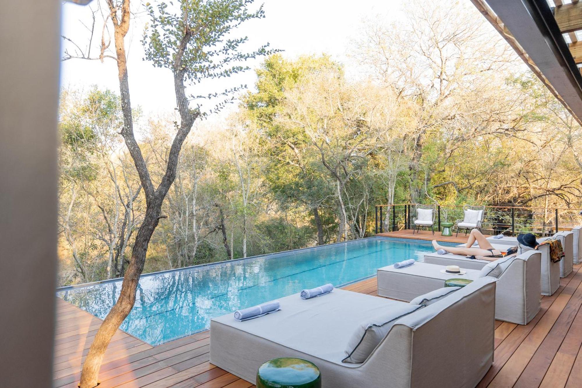 Thornybush Simbambili Lodge سابس ساند جيم ريسير المظهر الخارجي الصورة