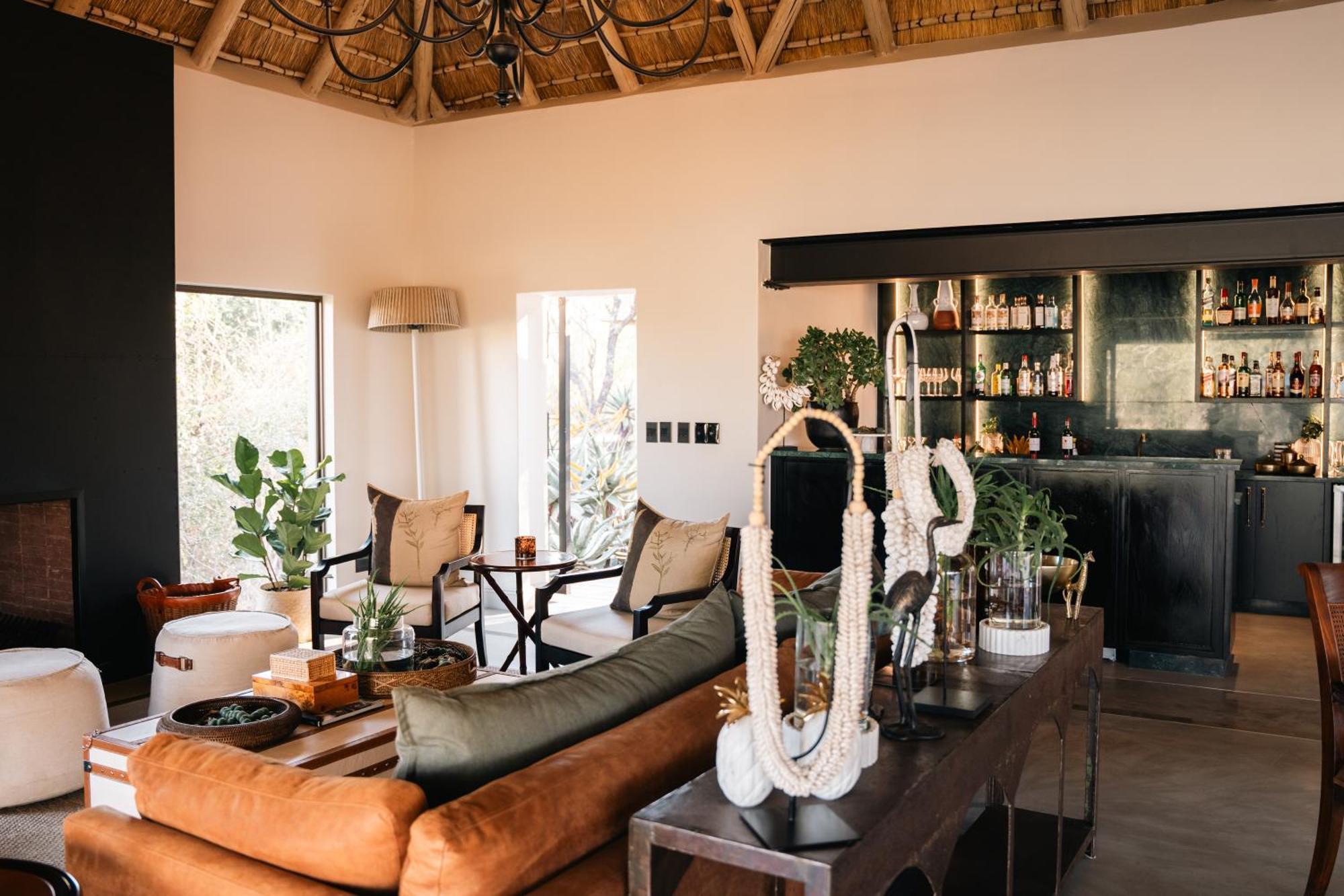 Thornybush Simbambili Lodge سابس ساند جيم ريسير المظهر الخارجي الصورة